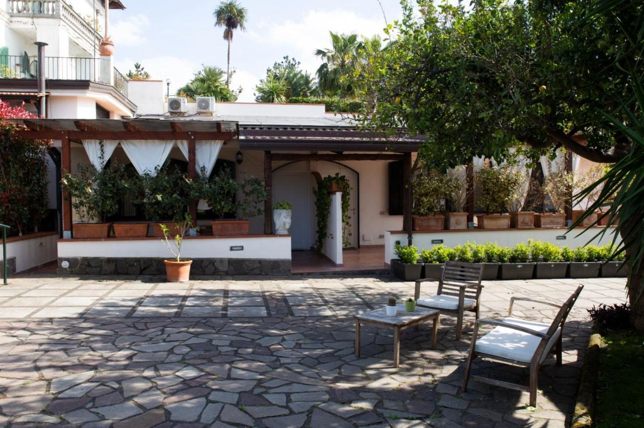 Villa Bianca Кастеламаре ди Стабия Екстериор снимка