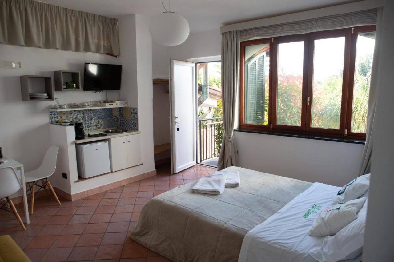 Villa Bianca Кастеламаре ди Стабия Екстериор снимка