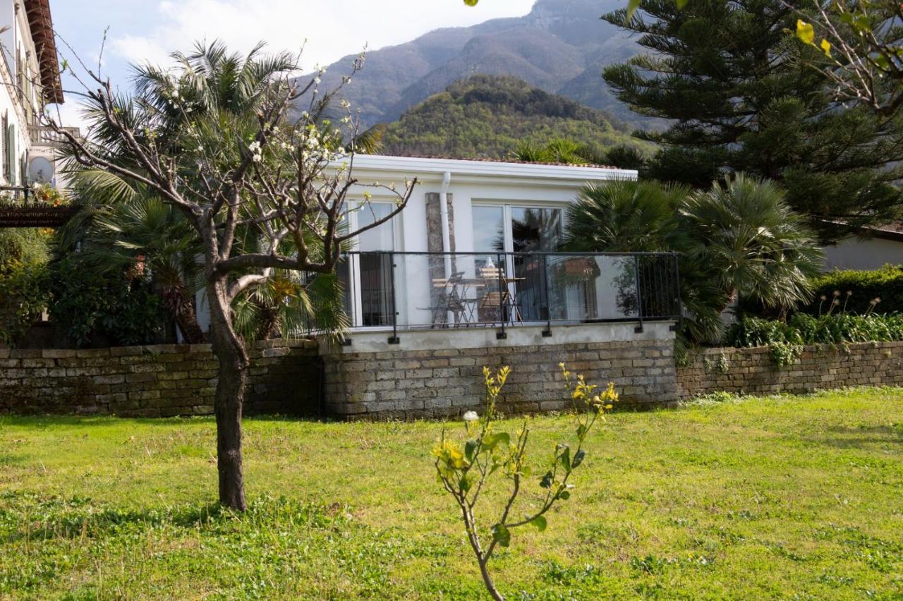 Villa Bianca Кастеламаре ди Стабия Екстериор снимка
