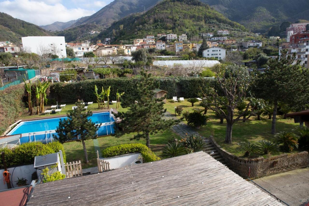Villa Bianca Кастеламаре ди Стабия Екстериор снимка