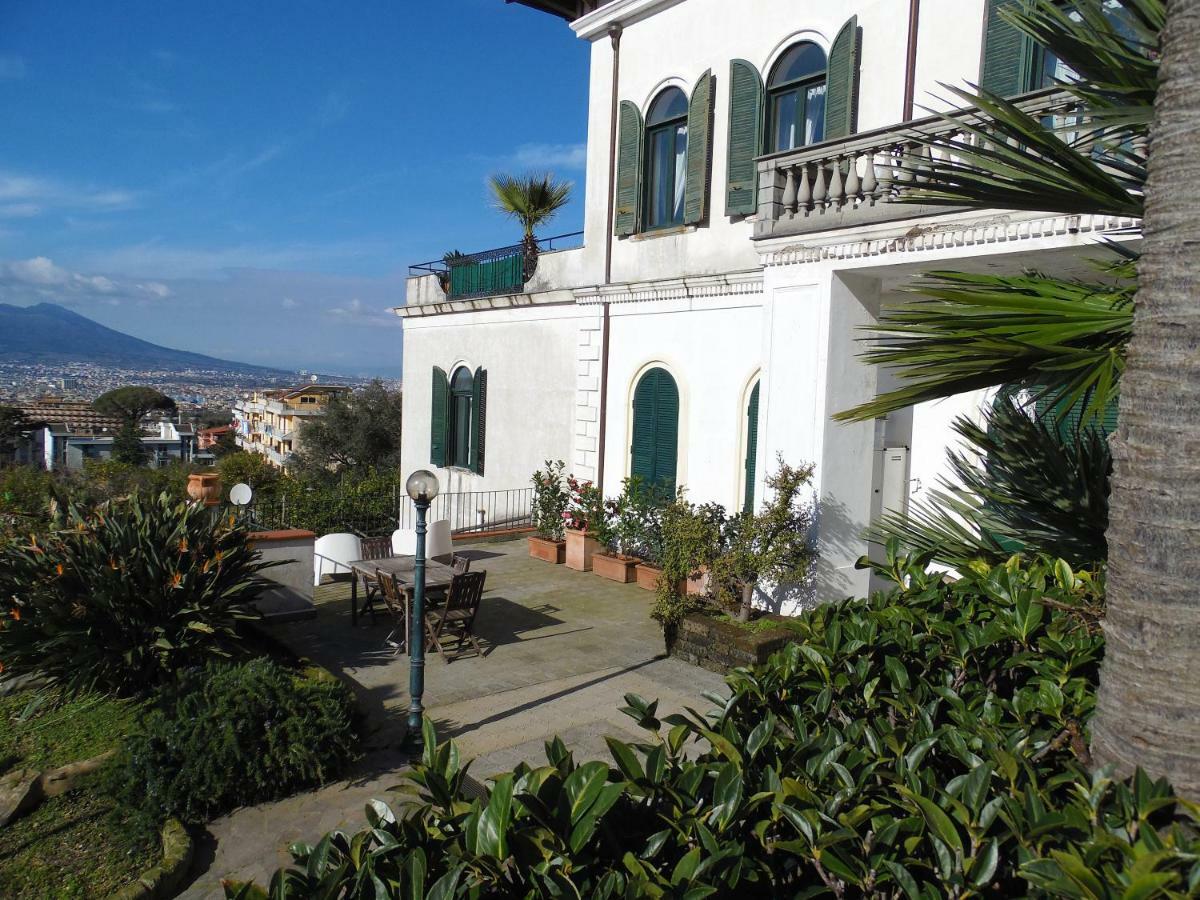 Villa Bianca Кастеламаре ди Стабия Екстериор снимка