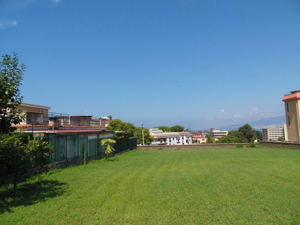 Villa Bianca Кастеламаре ди Стабия Екстериор снимка
